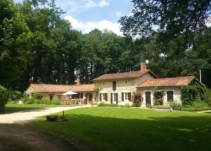 La Petite Thimote Bed & Breakfast Nieuil-l'Espoir photo