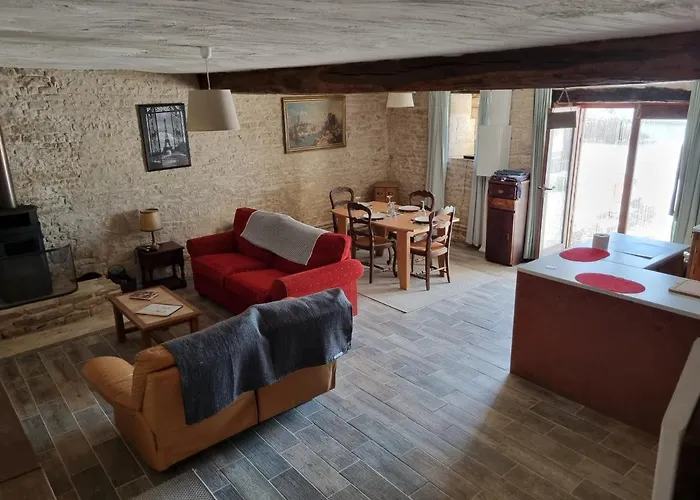 Le Verger Des Noyer Relaxing Getaway With Private Pool Mairé-l'Eveseault fotorgafie