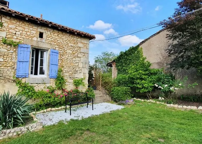 Фото Вилла La Marguerite Brossac