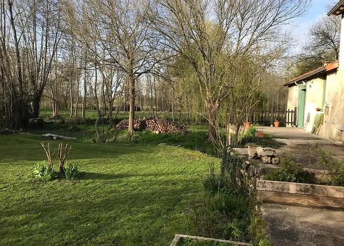 Ancien Moulin A Eau Sur La Seugne Apartment Mosnac  photo
