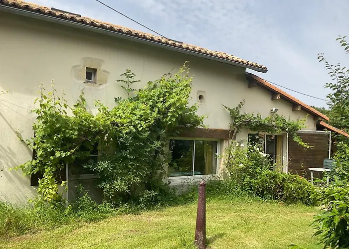 Bienvenue Chez Nous Villa Maire-l'Evescault photo