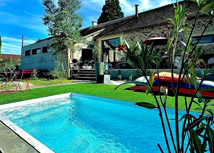 Maison Ancienne Moderne Et Design - 6 Chambres 6 Sdb - Avec Piscine Et Grand Parc Buxeuil  photo