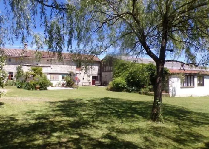 La Grange Gite La Chapelle-Pouilloux 사진