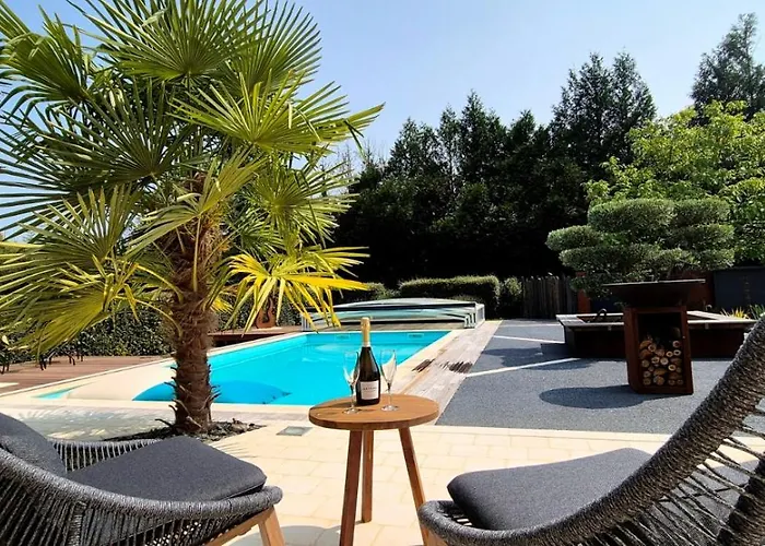 Photo de A la Jolie Campagne - chambre et table d'hôtes Lorigné