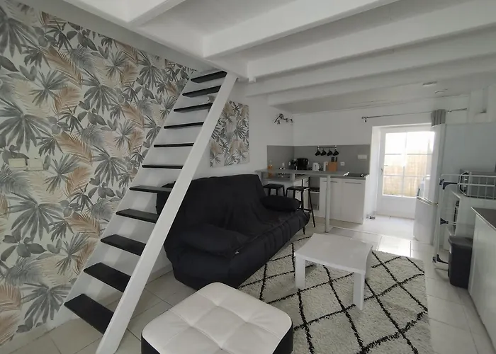 La Jarne Bis Villa photo