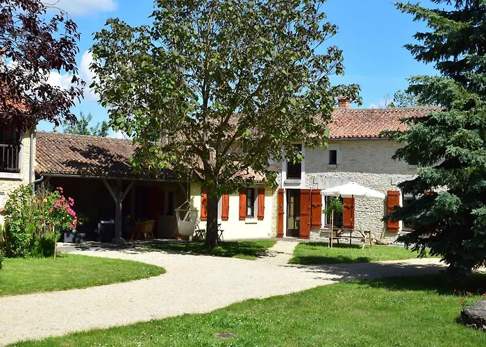 Countryside Family Haven For 8 With Pool foto