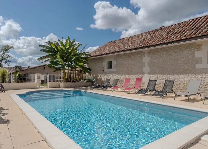 صورة فيلا Les Roses De Jonzac Mortiers