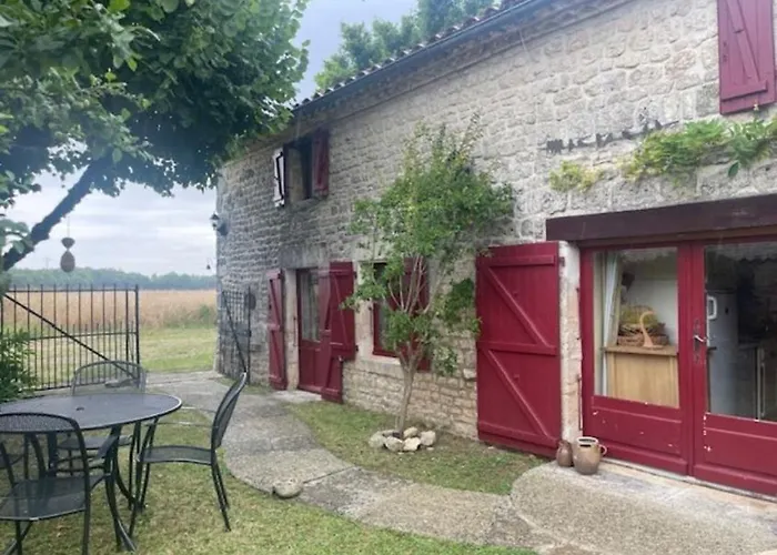 Maison Le Puits Du Bonheur La Villedieu fotoğrafı