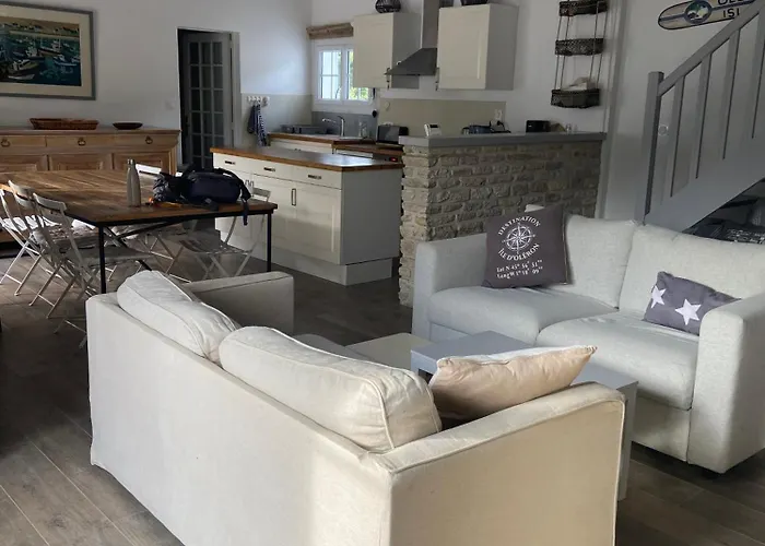 Grande Maison Familiale A Chaucre - 500 M De La Plage Surveillee photo