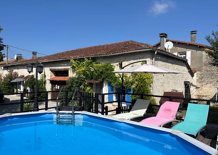 Le Gite Du Vieux Puits Loubille photo