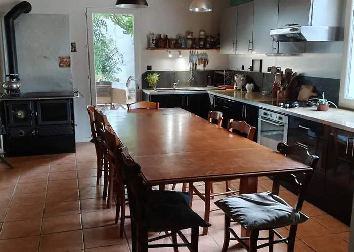 صورة Maison 5 Chambres 10 Personnes Saint-Pierre-d'Amilly
