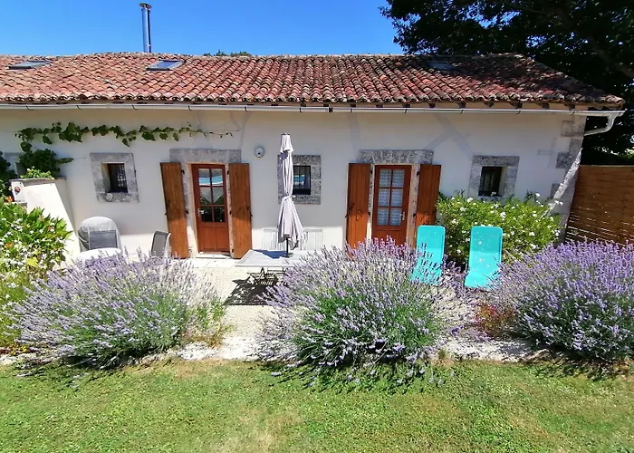 Photo de La Vieille Gorce Gîtes in the Vienne Asnois 