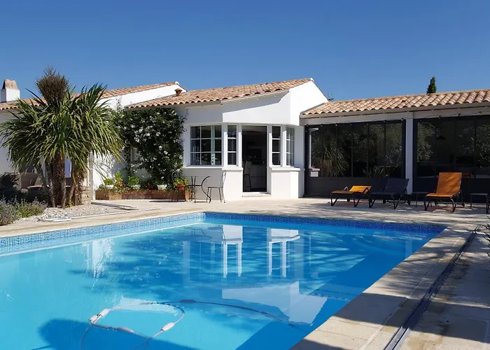 Photo de Le 16, Vos Chambres D'Hotes Avec Terrasses Privees La Pallice