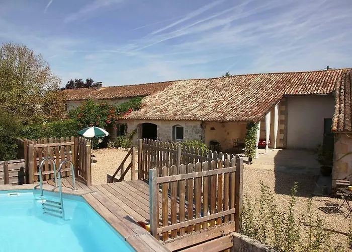 Gite Guillot - Hameau Calme 8Km De Jonzac Nieul-le-Virouil foto